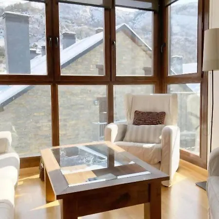 Tarmanones L Vistas L Wifi L Garaje L Trastero Daire Escarrilla