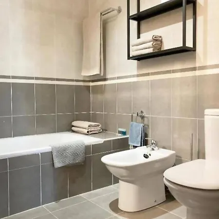 Tarmanones L Vistas L Wifi L Garaje L Trastero Appartamento