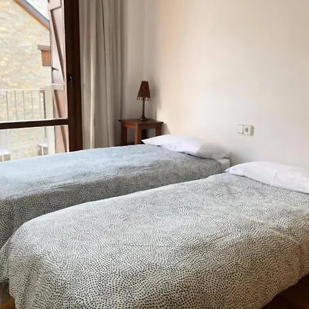 Tarmanones L Vistas L Wifi L Garaje L Trastero Appartamento