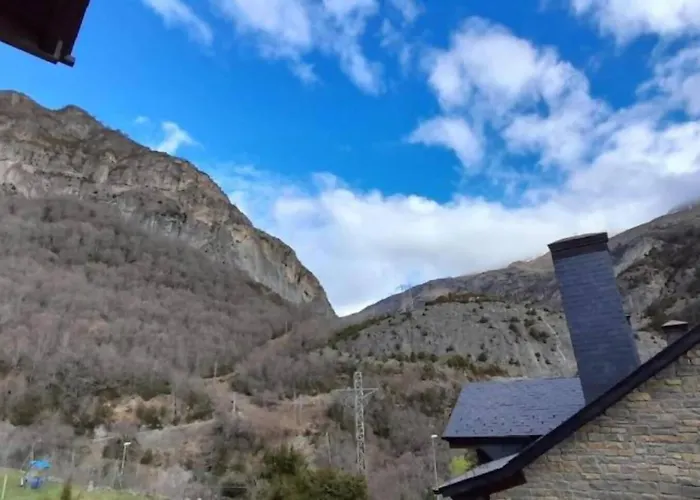 Tarmanones L Vistas L Wifi L Garaje L Trastero * Escarrilla